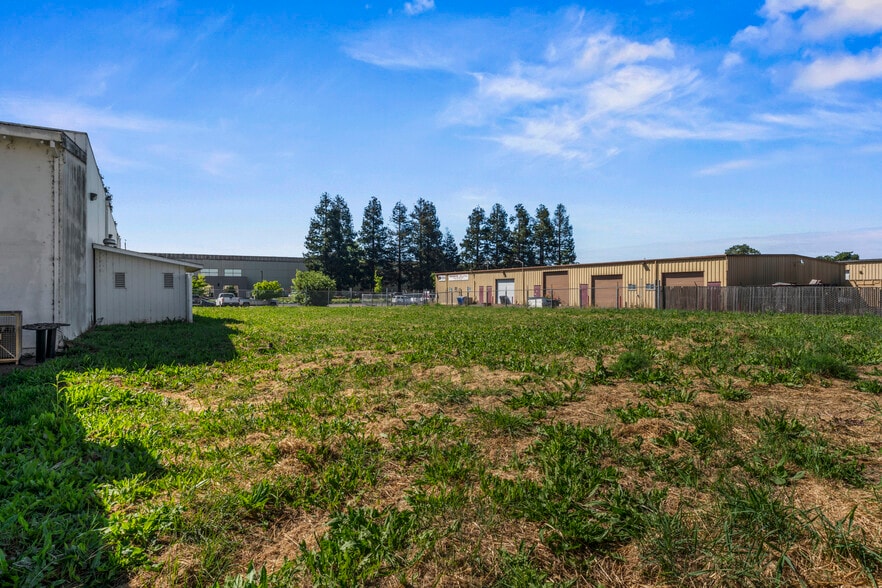 More Photos Of 962 Kaiser Rd, Napa Warehouse For Sale