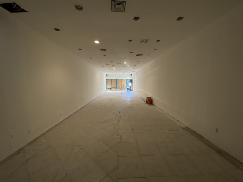 More Photos Of 1300 Hylan Blvd, Staten Island General Retail For Sale