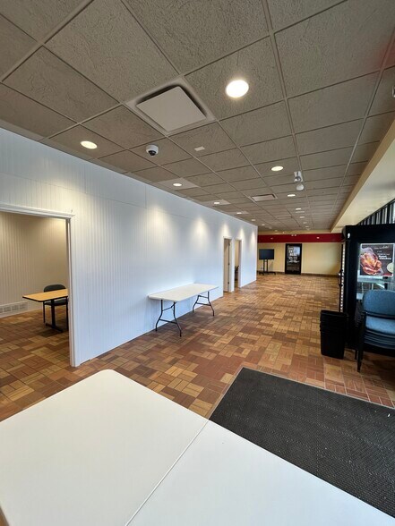 More Photos Of 3827 Pederson Dr, De Forest Convenience Store For Sale