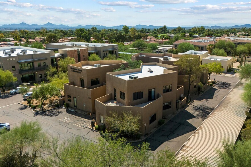 More Photos Of 8712 E Vista Bonita Dr, Scottsdale Medical For Sale