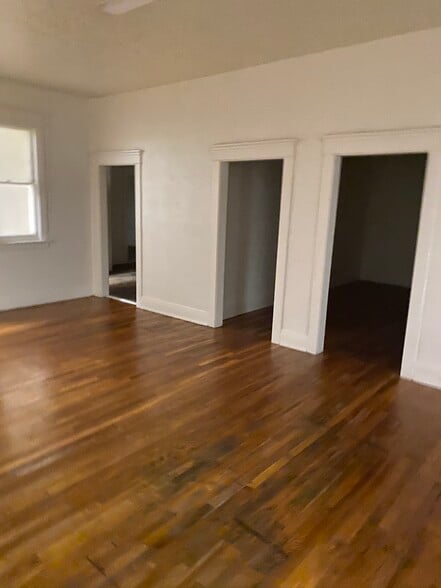 More Photos Of 125-129 N Main St, Porterville Storefront Retail Office For Lease