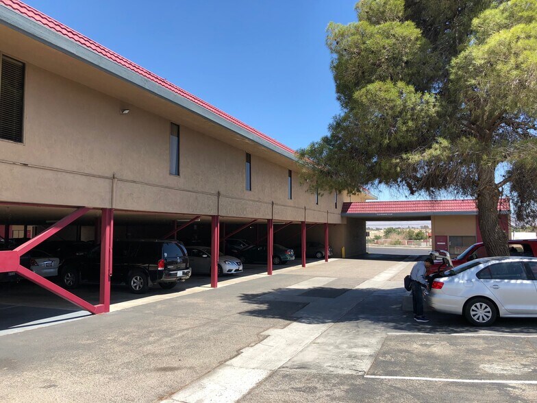 More Photos Of 15000 7th St, Victorville Office For Lease