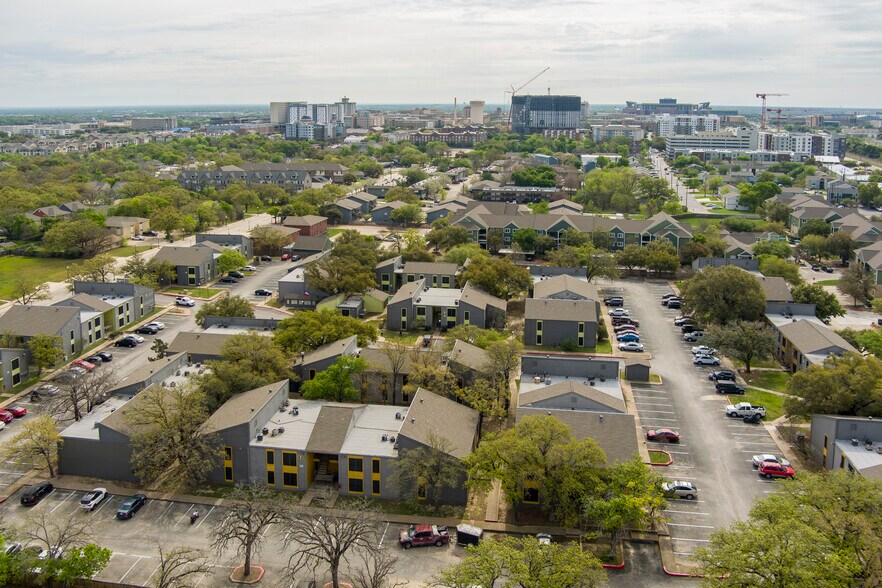 More Photos Of 3902 College Main, Bryan Apartments For Sale