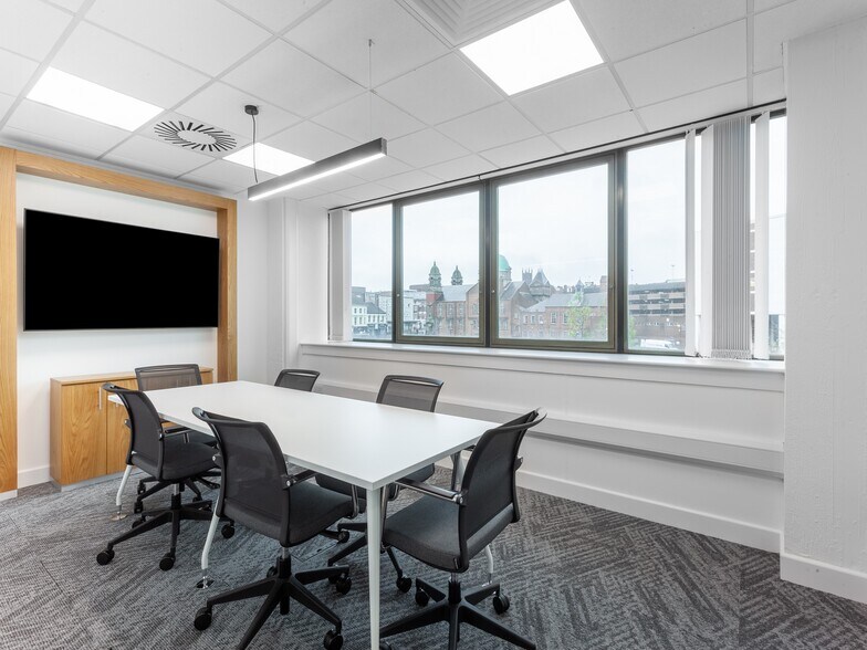 More Photos Of 84 Salop St, Wolverhampton Coworking Space