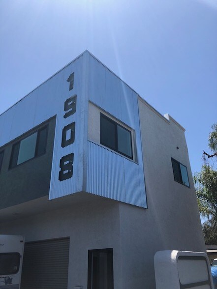 More Photos Of 1908 Pomona Ave, Costa Mesa Unknown For Lease