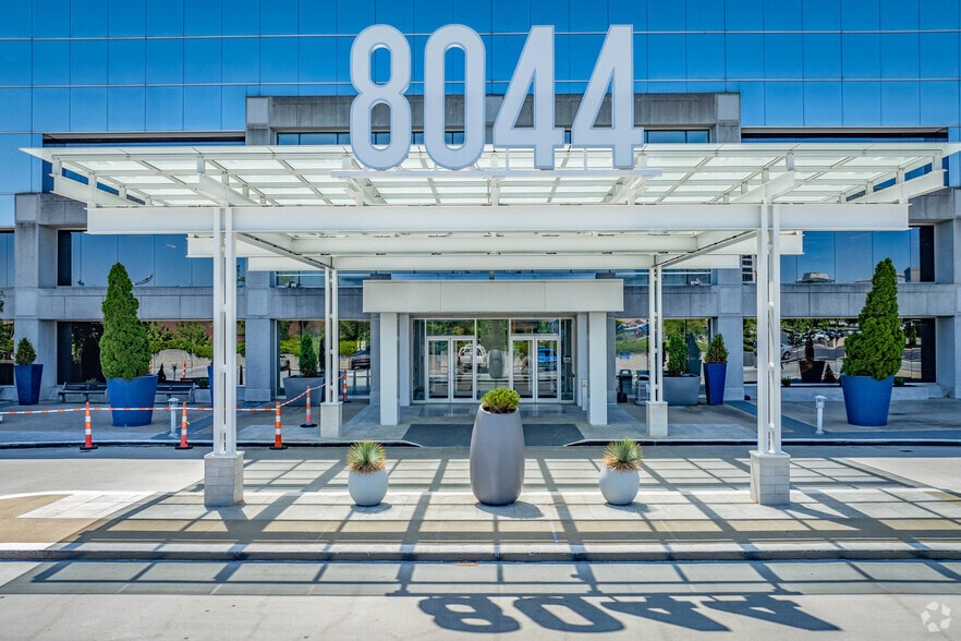 More Photos Of 8044 Montgomery Rd, Cincinnati Coworking Space