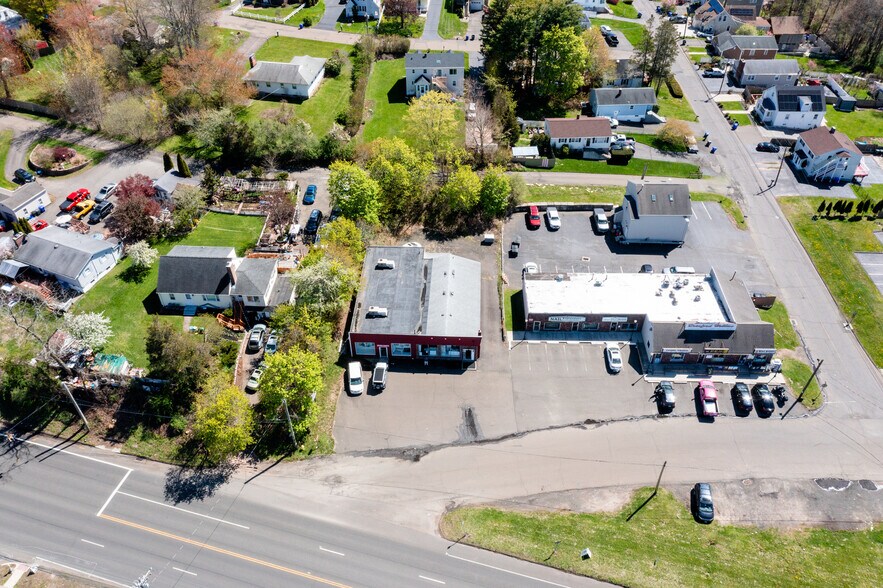 More Photos Of 635 W Main St, Branford Storefront Retail Office For Sale