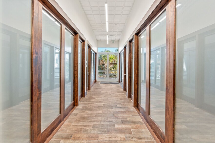 More Photos Of 2930 W County Highway 30A, Santa Rosa Beach Office Residential For Sale