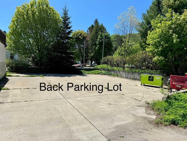 More Photos Of 601 W Munising Ave, Munising Medical For Sale