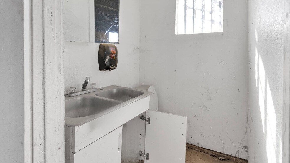 More Photos Of 16447 S D St, Victorville Land For Sale