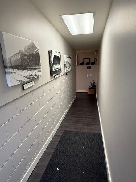 More Photos Of 1202 N Broadway St, Menomonie Office For Lease