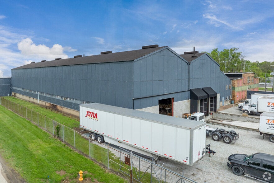 More Photos Of 4530 N 25th St, Terre Haute Warehouse For Lease