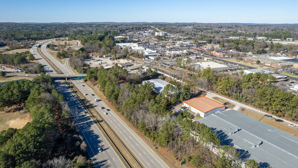 More Photos Of 2907 W Pettigrew St, Durham Warehouse For Lease