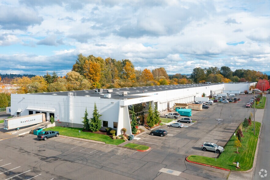 More Photos Of 4301-4401 Industry Dr E, Fife Warehouse For Lease