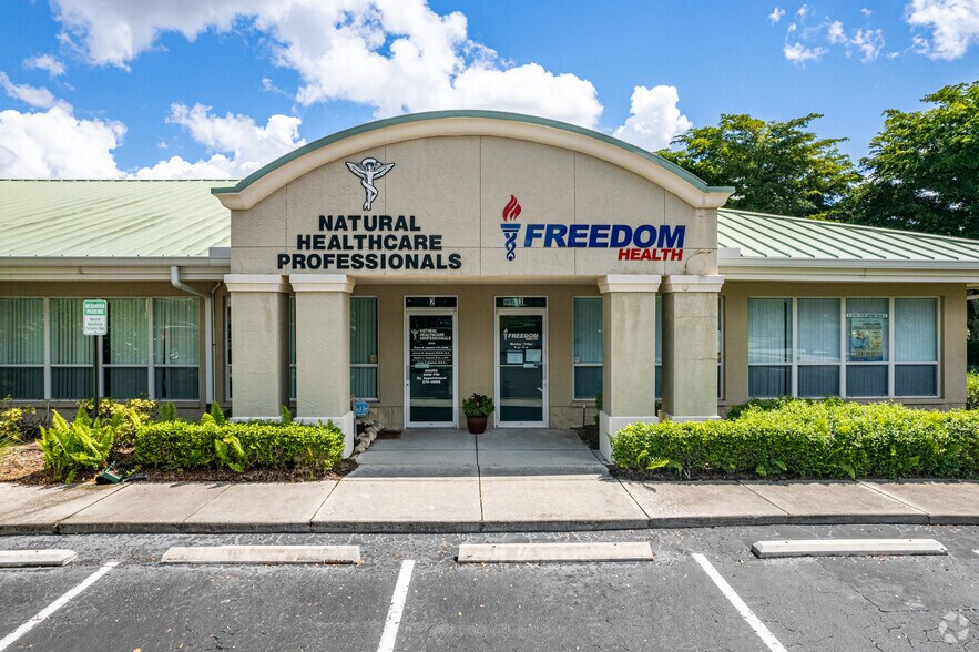 More Photos Of 6831 Palisades Park Ct, Fort Myers Medical For Lease