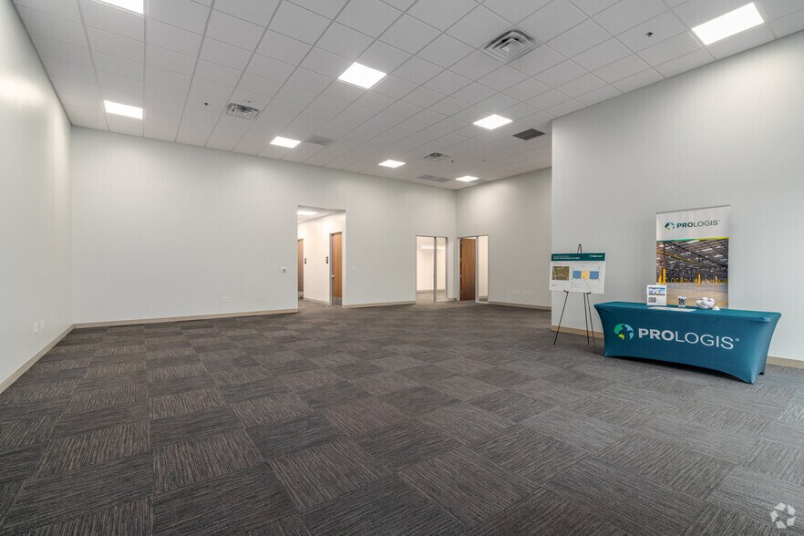 More Photos Of Heatherwilde and SH 45, Pflugerville Unknown For Lease