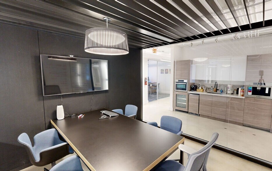 More Photos Of 5575 NW 36th St, Miami Loft Creative Space For Lease