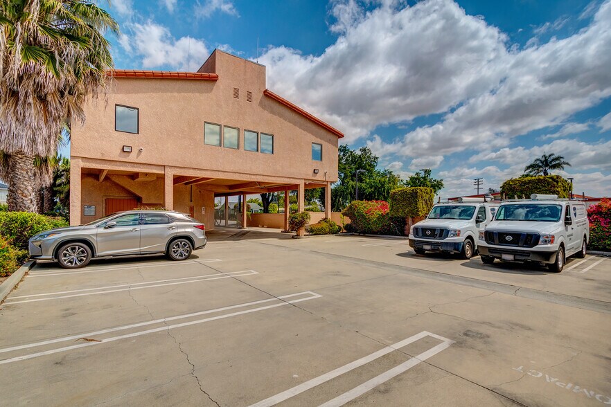 More Photos Of 2700 W 182nd St, Torrance Office For Sale