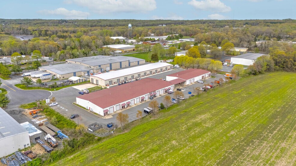 More Photos Of 155 Schooner Ln, Prince Frederick Warehouse For Lease