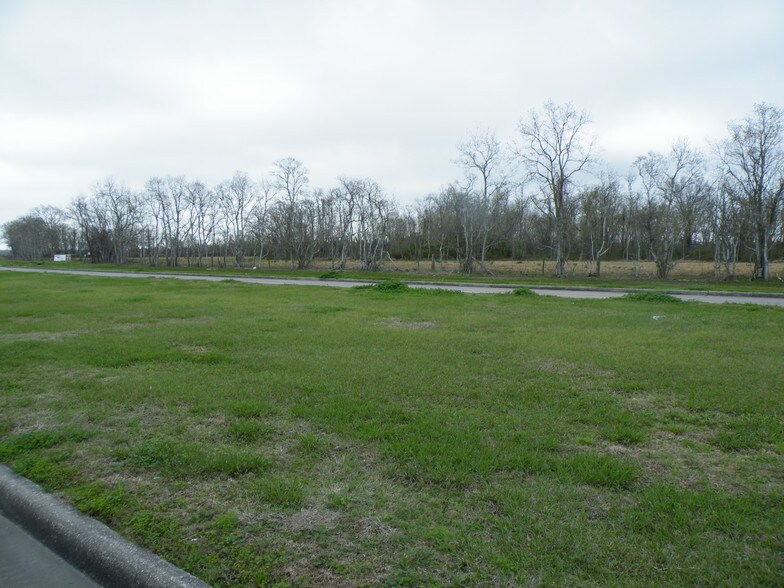 More Photos Of 25th Ave N at Hwy 3, Texas City Land For Sale