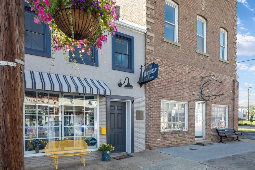 More Photos Of Foundry St, Woodstock Land For Sale