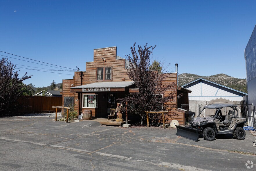 Primary Photo Of 521 W Big Bear Blvd, Big Bear City General Retail For Sale