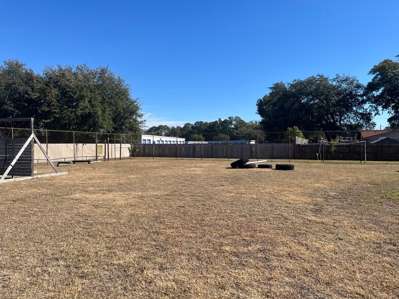 More Photos Of 3461 Peeler Rd, Jacksonville Sports And Entertainment For Sale