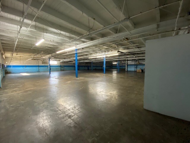 More Photos Of 12201 Elmwood Ave, Cleveland Manufacturing For Sale