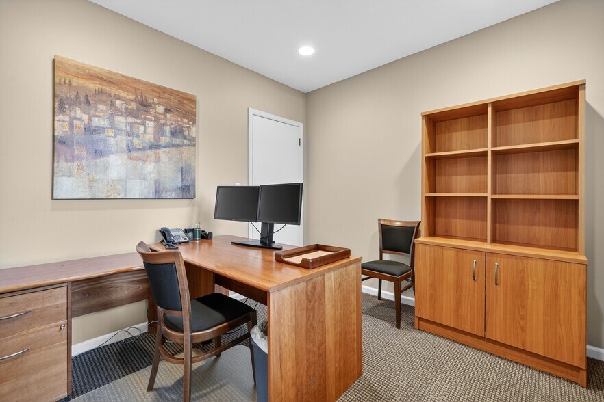 More Photos Of 10 Nosband Ave, White Plains Apartments For Sale