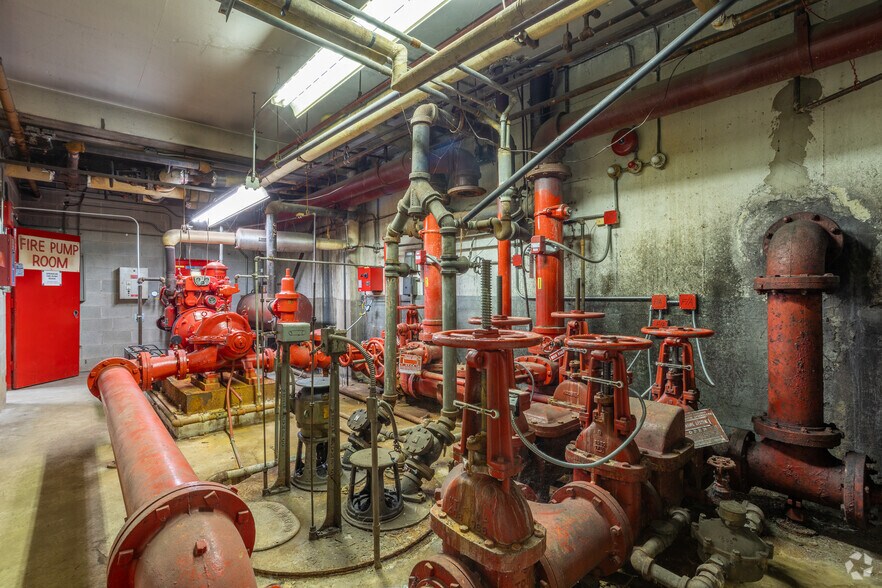 More Photos Of 3850 W Cortland St, Chicago Manufacturing For Sale