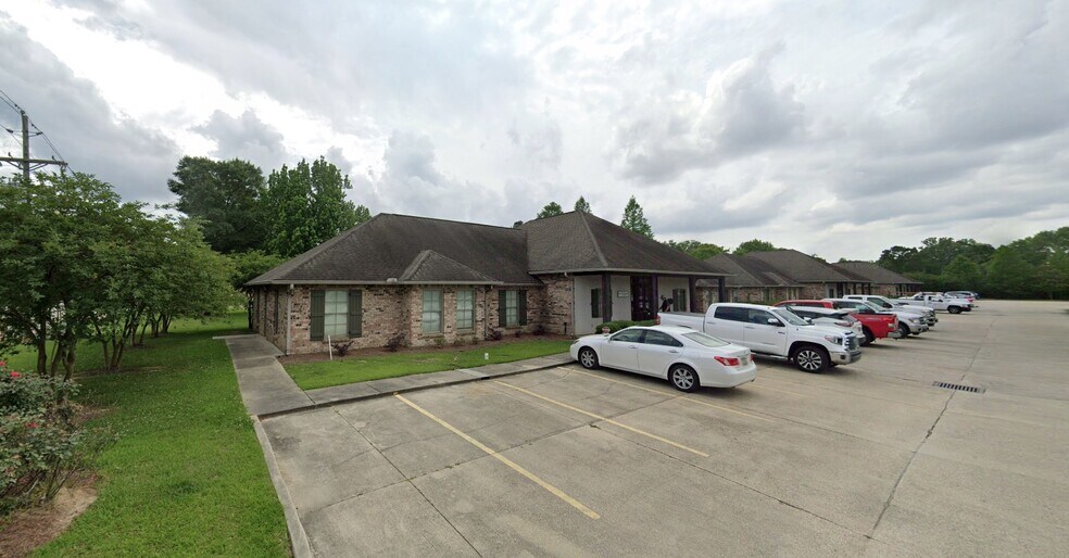 More Photos Of 2798 O'Neal Ln, Baton Rouge Office For Lease