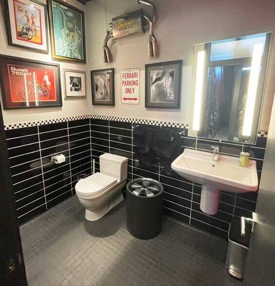 More Photos Of 940 McKinley Pky, Delano Light Manufacturing For Sale