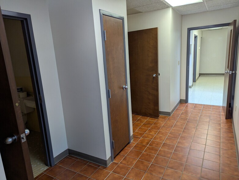 More Photos Of 913 Menoher Blvd, Johnstown Serviced Offices For Sale