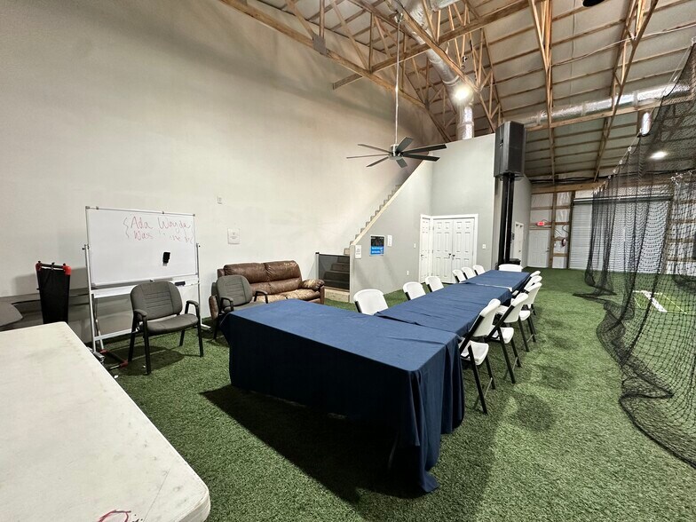 More Photos Of 1013 E New Boston Rd, Nash Warehouse For Sale