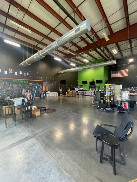 More Photos Of 7500 TPC Blvd, Orlando Flex For Sale