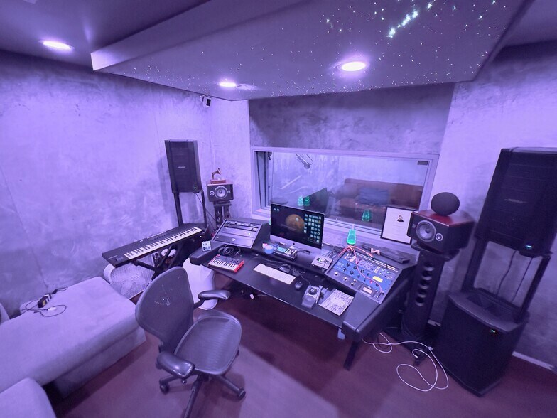 More Photos Of 5670 Schaefer Ave, Chino Light Distribution For Lease