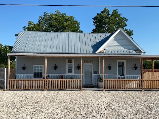 More Photos Of 576 County Road 196, Georgetown Warehouse For Lease