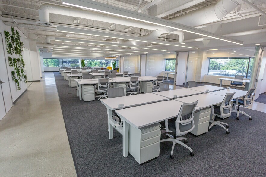 More Photos Of 2101 E El Segundo Blvd, El Segundo Office For Lease