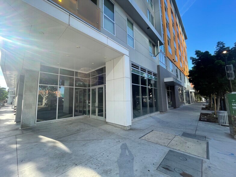 More Photos Of 424 W Pico Blvd, Los Angeles Apartments For Lease