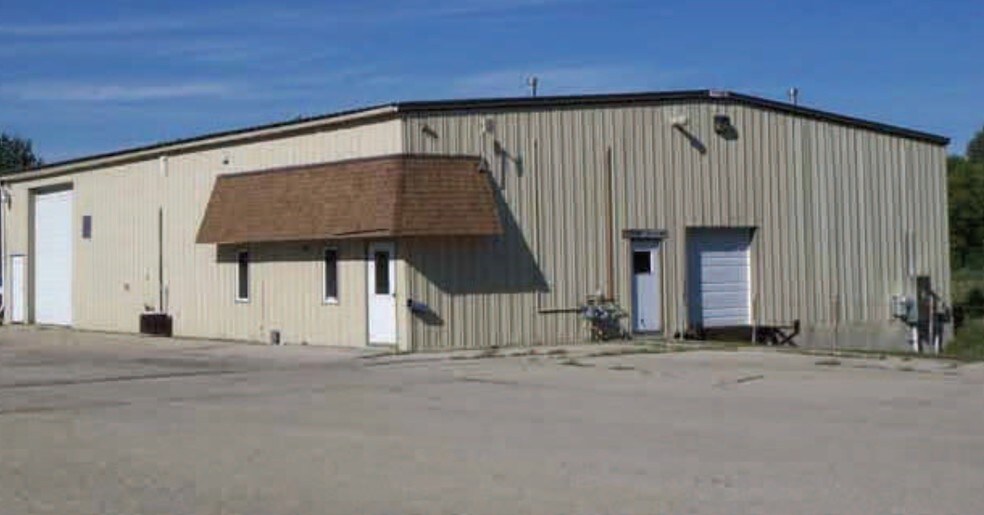 Primary Photo Of 185 Northridge Dr, Shawano Warehouse For Lease
