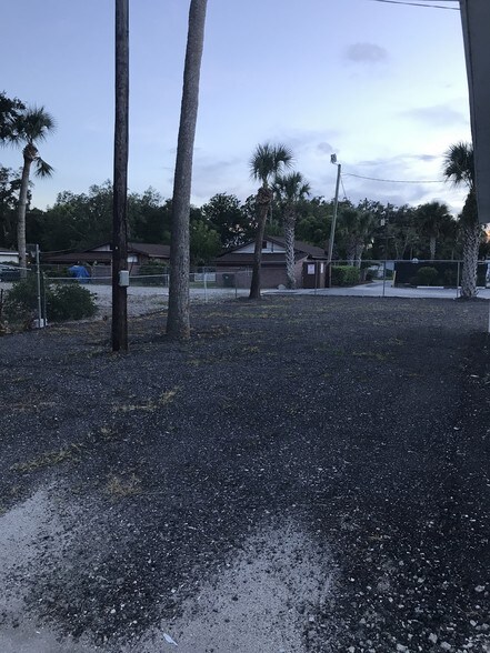 More Photos Of 909 W International Speedway Blvd, Daytona Beach Freestanding For Sale