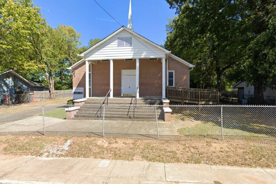 Primary Photo Of 421 E 18th St, Charlotte Religious Facility For Sale