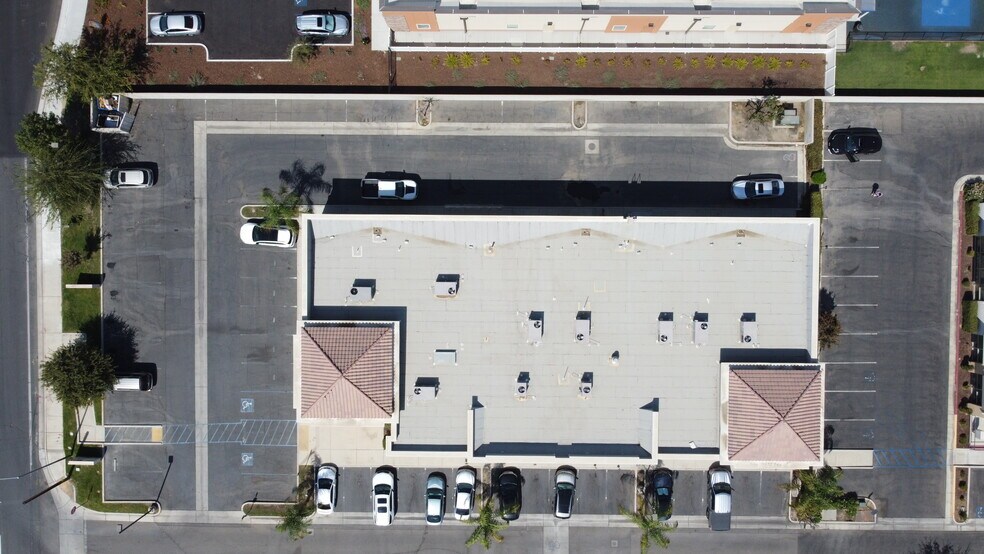 More Photos Of 2720 Calloway Dr, Bakersfield Storefront Retail Office For Lease