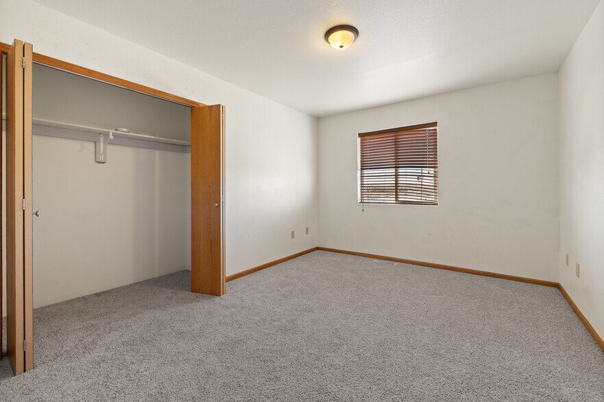 More Photos Of 306 Hillview Dr, Box Elder Office For Sale