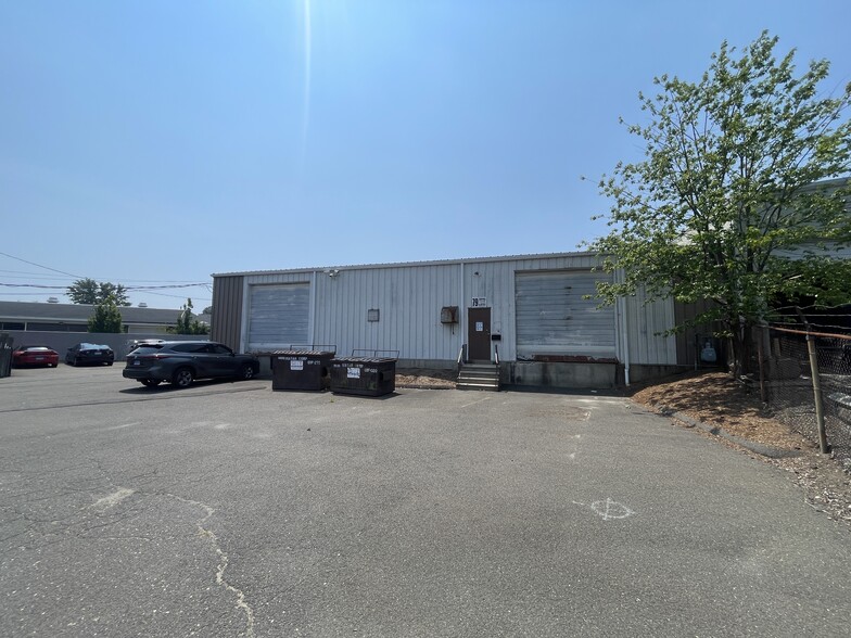 Primary Photo Of 79 Day St, Norwalk Warehouse For Lease