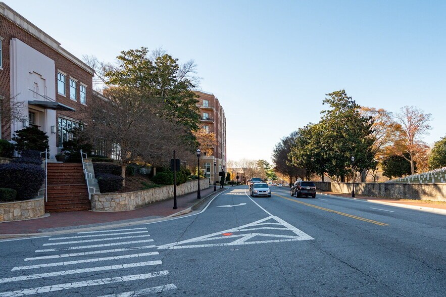 More Photos Of , Marietta Unknown For Sale