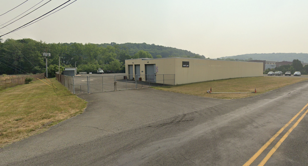 Primary Photo Of 153 Industrial Park Rd, Pottsville Warehouse For Sale