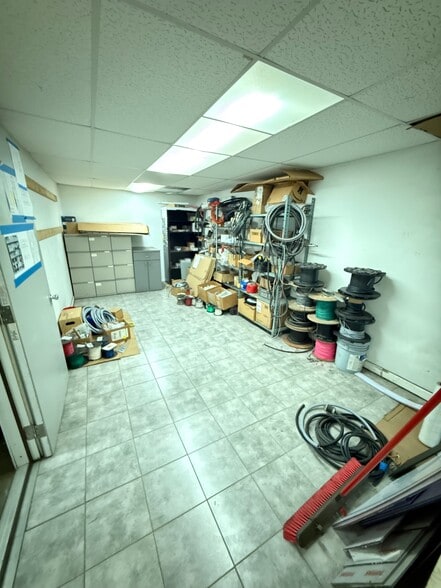 More Photos Of 2532 Hibiscus Dr, Edgewater Warehouse For Sale