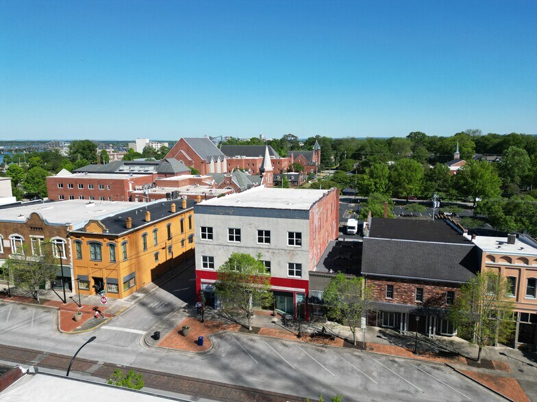 More Photos Of 726 Bank St NE, Decatur Storefront Retail Office For Lease