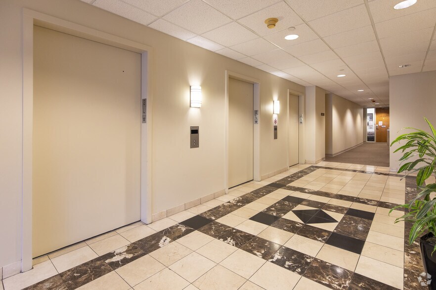 More Photos Of 1717 Dixie Hwy, Ft Wright Office For Lease